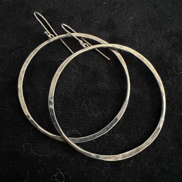 Silver Toned Dangle Round Earrings - Picture 2 of 2